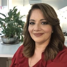 Denise Campos Toledo  