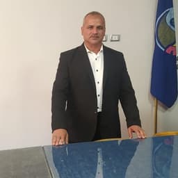 الاستاذ سامى عزب