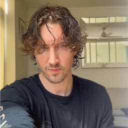 Dean Lewis 