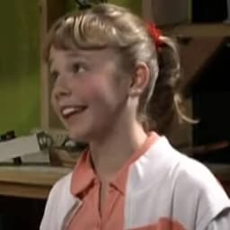 Heather Horsetrotter (Nanna's Cottage)