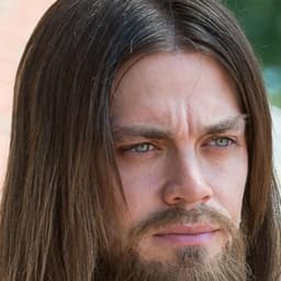 Tom payne Jesus 