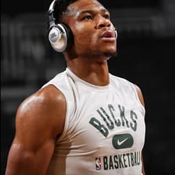 Giannis antentokoumpo 