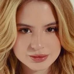Sophia Valverde 