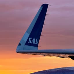 Announcement voice English