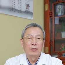 肾白大褂医生男戴眼镜