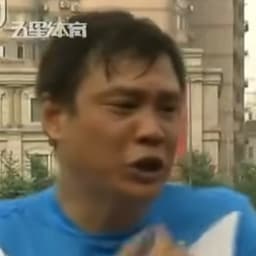 国足采访女记者