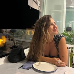 JULIA ROSENDO AUCHEL