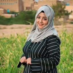 مايا العبسي 