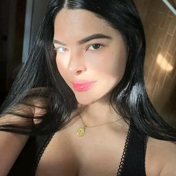 Melissa Stratton 🥰
