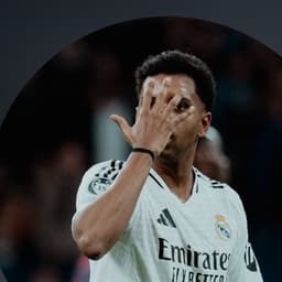 هلو مصطفى حسين كيف حالك