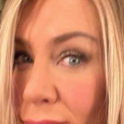 Jennifer Aniston 