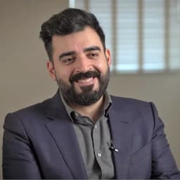 أحمد البشير الكوميدي الذي يضهر في البشير شو 