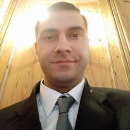 Михаил Лаврик