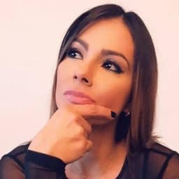 Esperanza Gomez Colombiana