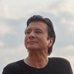 Steve Perry 