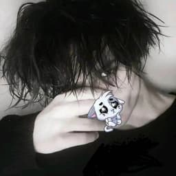 يوسف اللي بيشتم