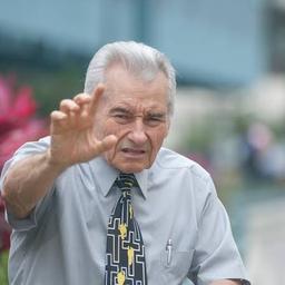 Yiye Avila