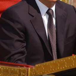 Диктор с низким тембром