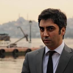 مراد علم دار