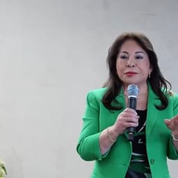 DIOSA Y REINA MARIA LUISA PIRAQUIVE 