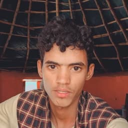 ميسي يلعب الكوره ال محمد عاشق برشلونة العمري 