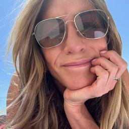Joanna aniston